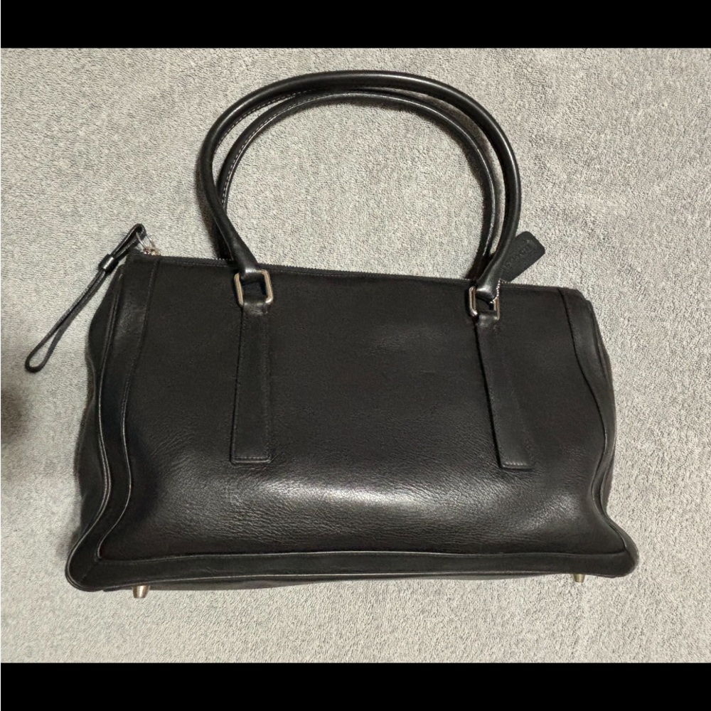 Vintage Black 9420 Coach Bonnie zip leather satchel